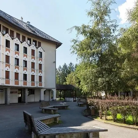 Apartment Appt Les Cosmiques - Vue Mont Blanc - 4 Personnes